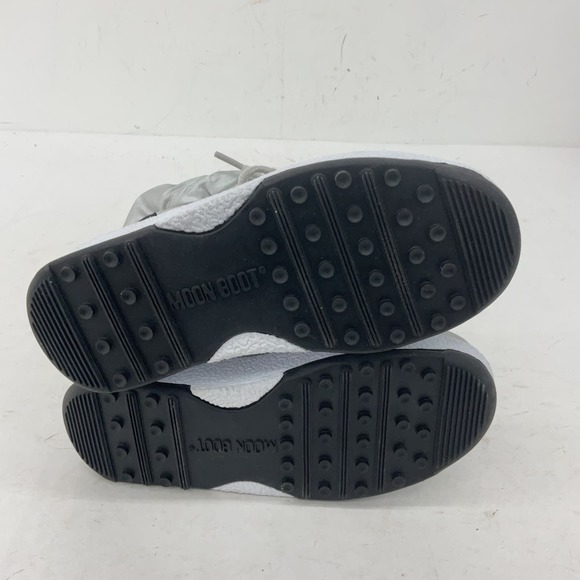 Moon Boot Kids Silver Snow Boots - Picture 7 of 11